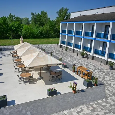 Nn Boutique Tiszaujvaros