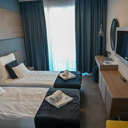 Nn Boutique Hotel Tiszaujvaros