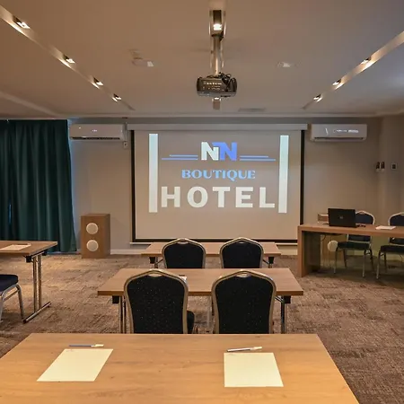 Nn Boutique 4*