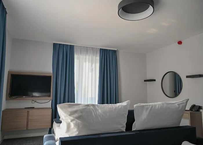 Nn Boutique Hotel**** מלון 4*