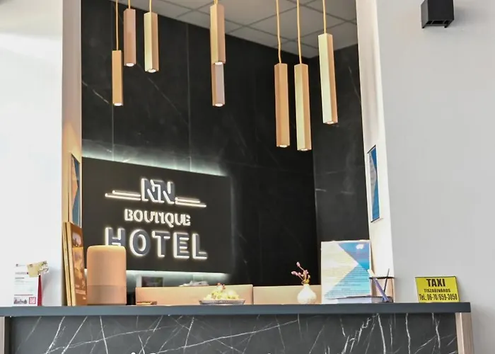 Nn Boutique Hotel**** מלון טיסאאוורוש