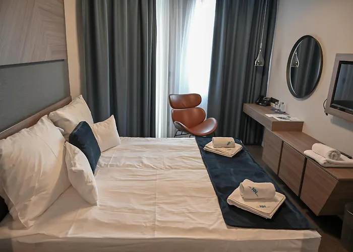 Nn Boutique Hotel**** מלון 4*
